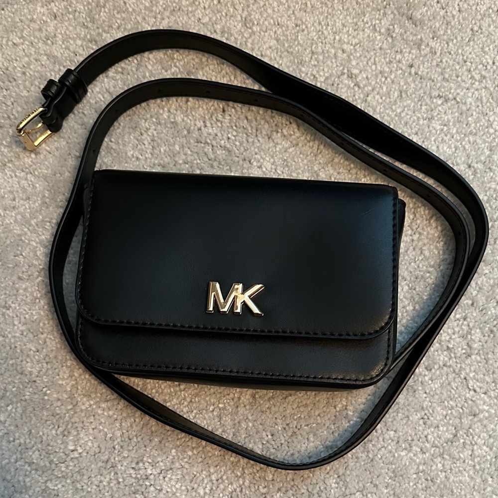 Michael Kors black belt bag